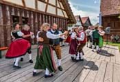 Tag der Volksmusik im Freilichtmuseum Illerbeuren am 12. Juli