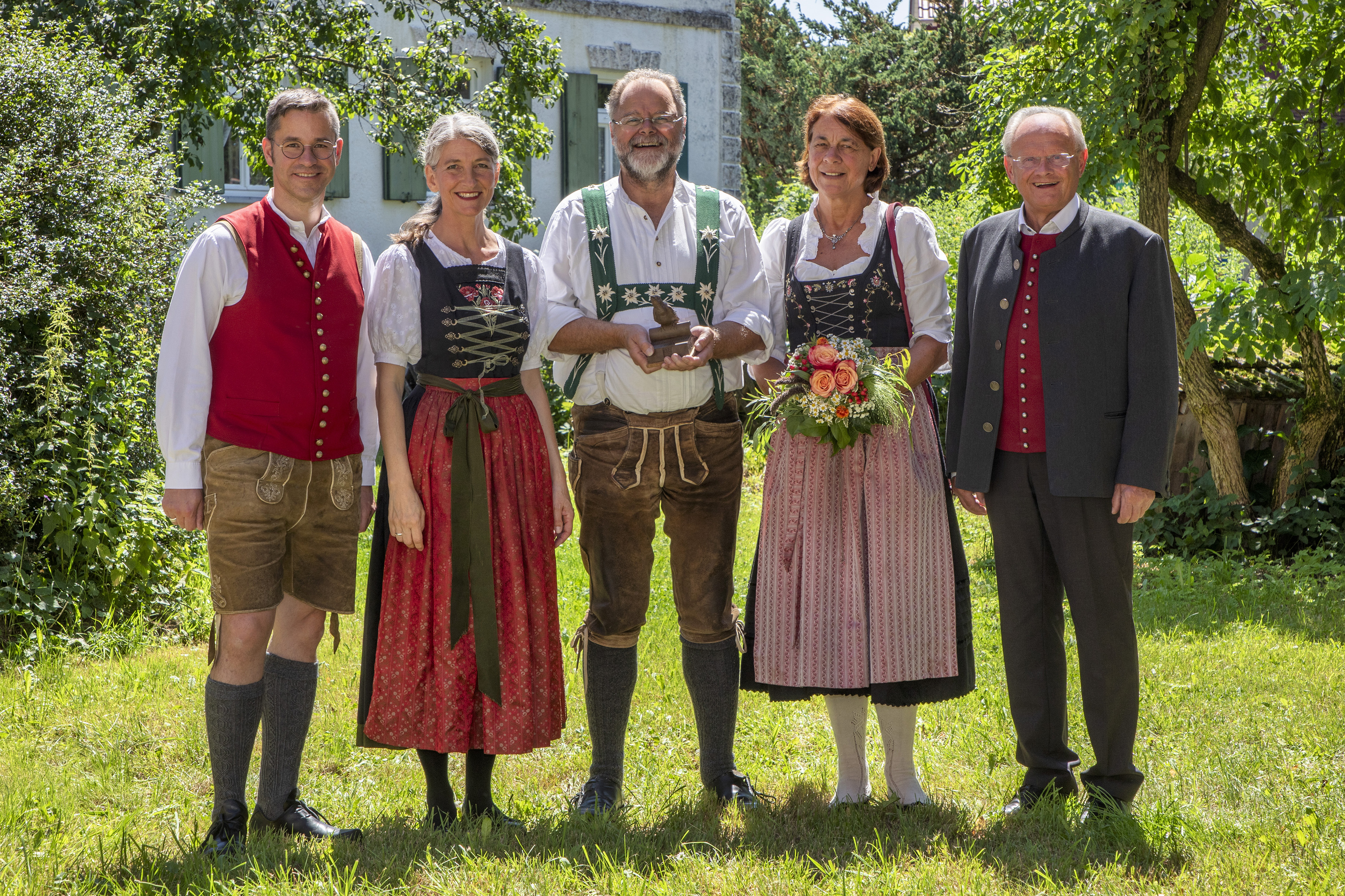 Gruppenfoto mit Martin Kern (Preisträger Schwäbische Nachtigall 2024)