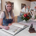 Eintragung ins Buch der Begegnung