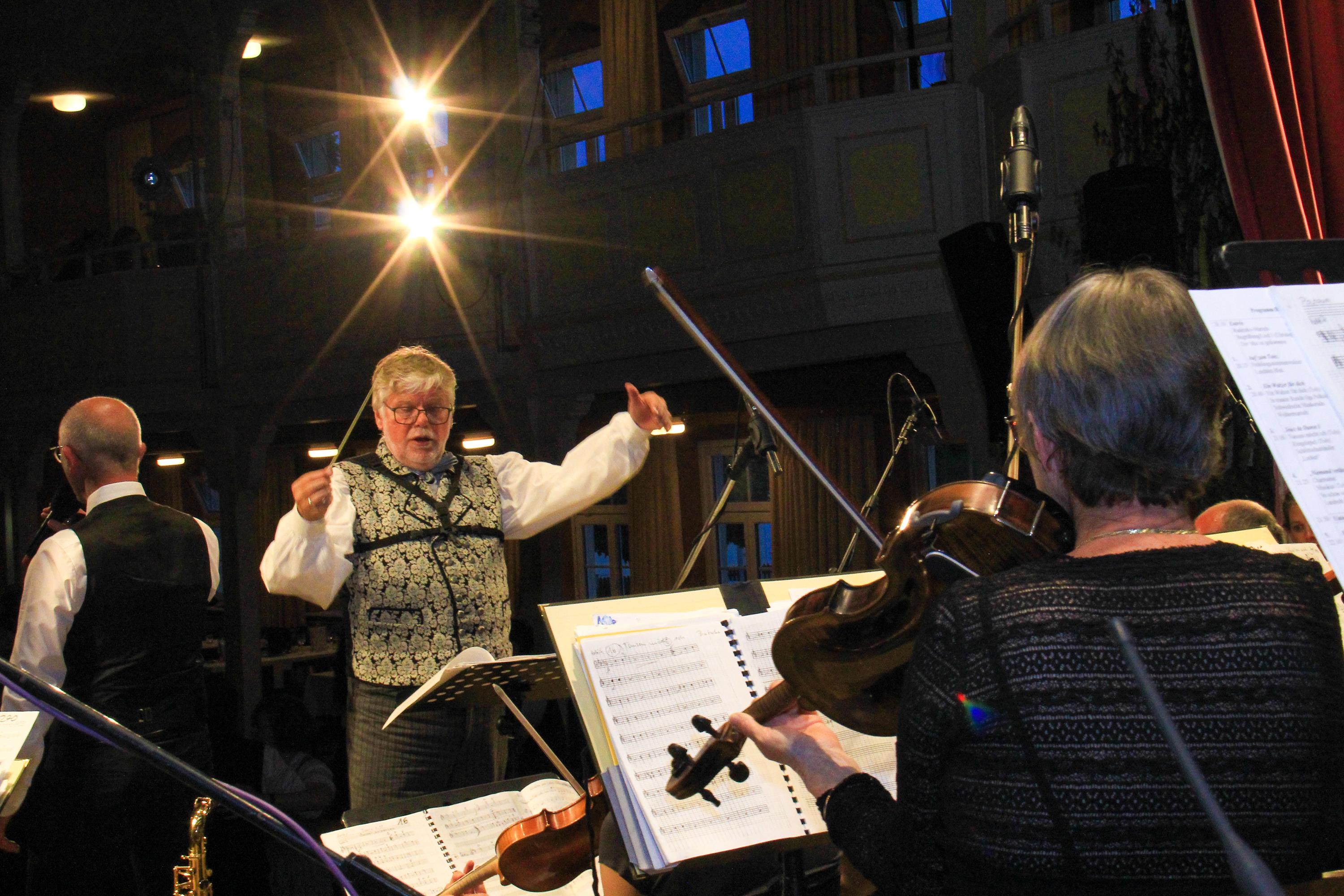 Nostalgieball im Stadtsaal Krumbach