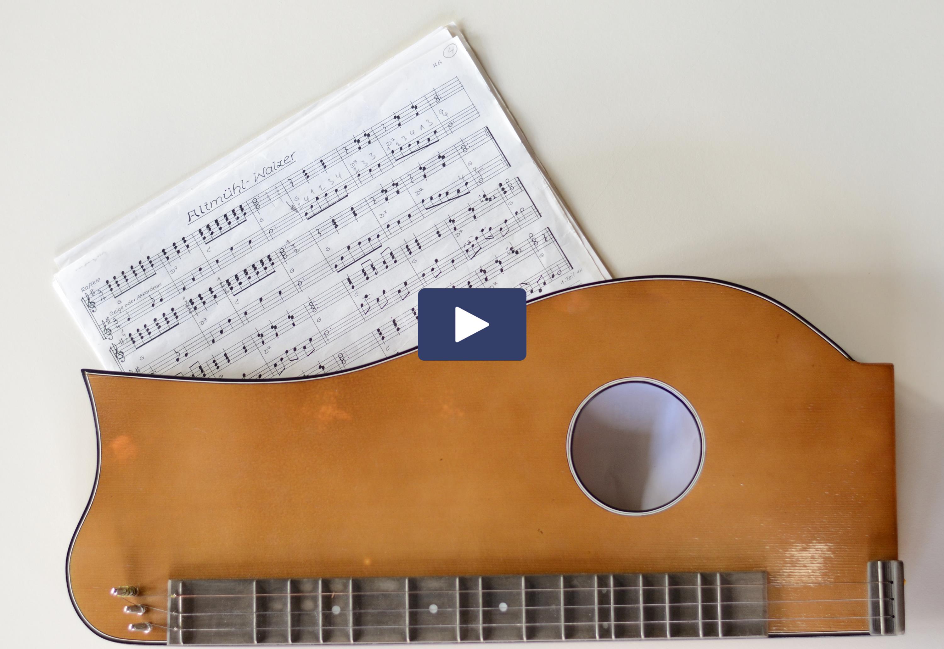 Das Instrument ist ein Vorläufer der heutigen Zither